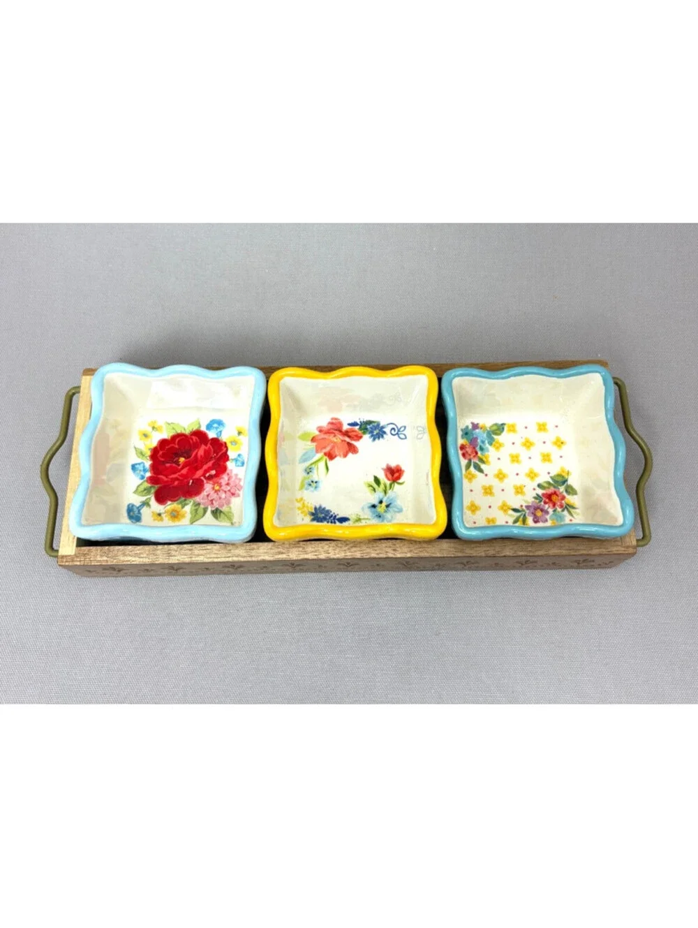 The Pioneer Woman 3 Ceramic Condiment Dip Bowls with Wood Caddy Serving Set 4Pc